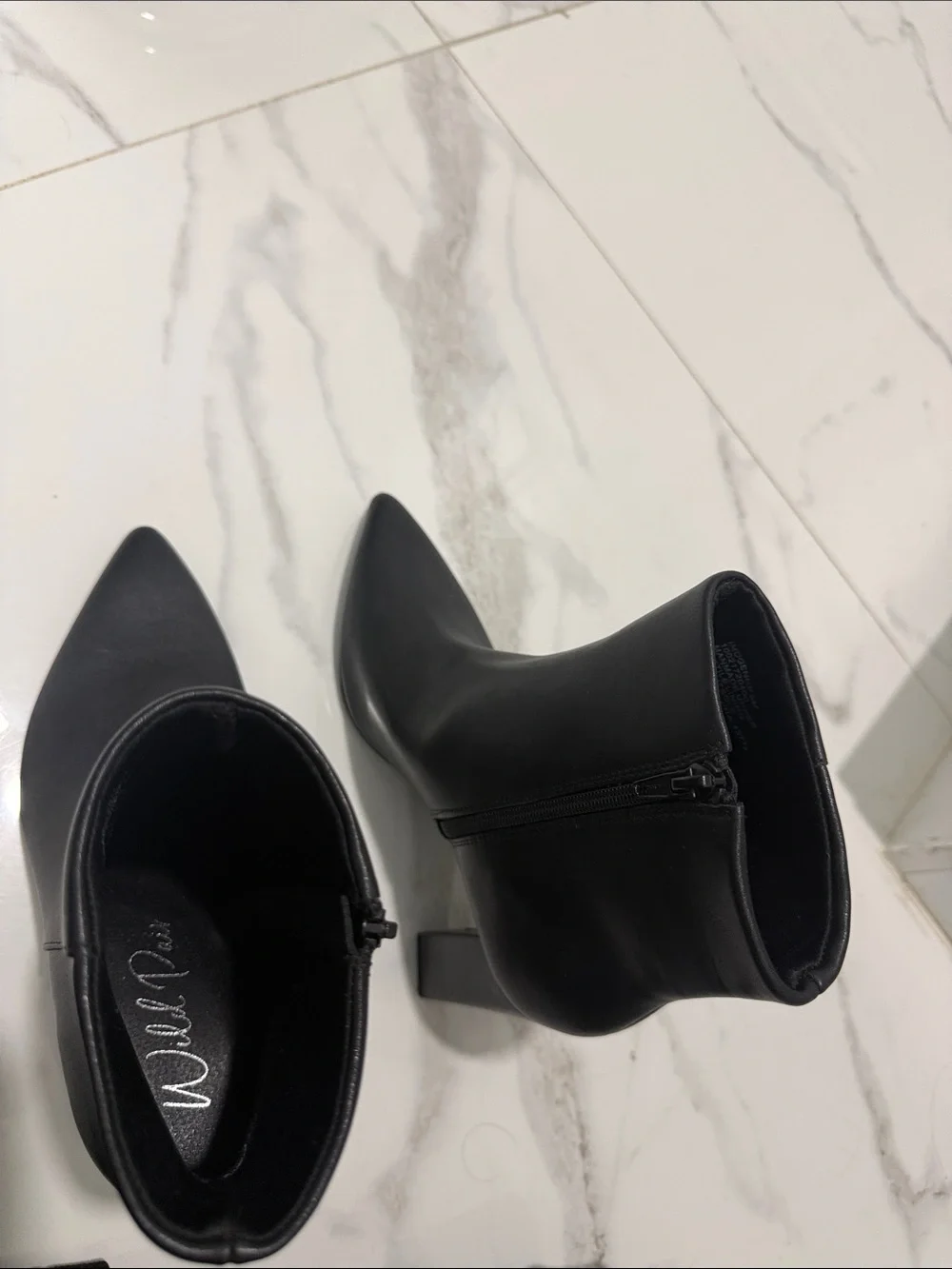 Wild Pair Women's Black Pointed Toe Block Heel Bootie
